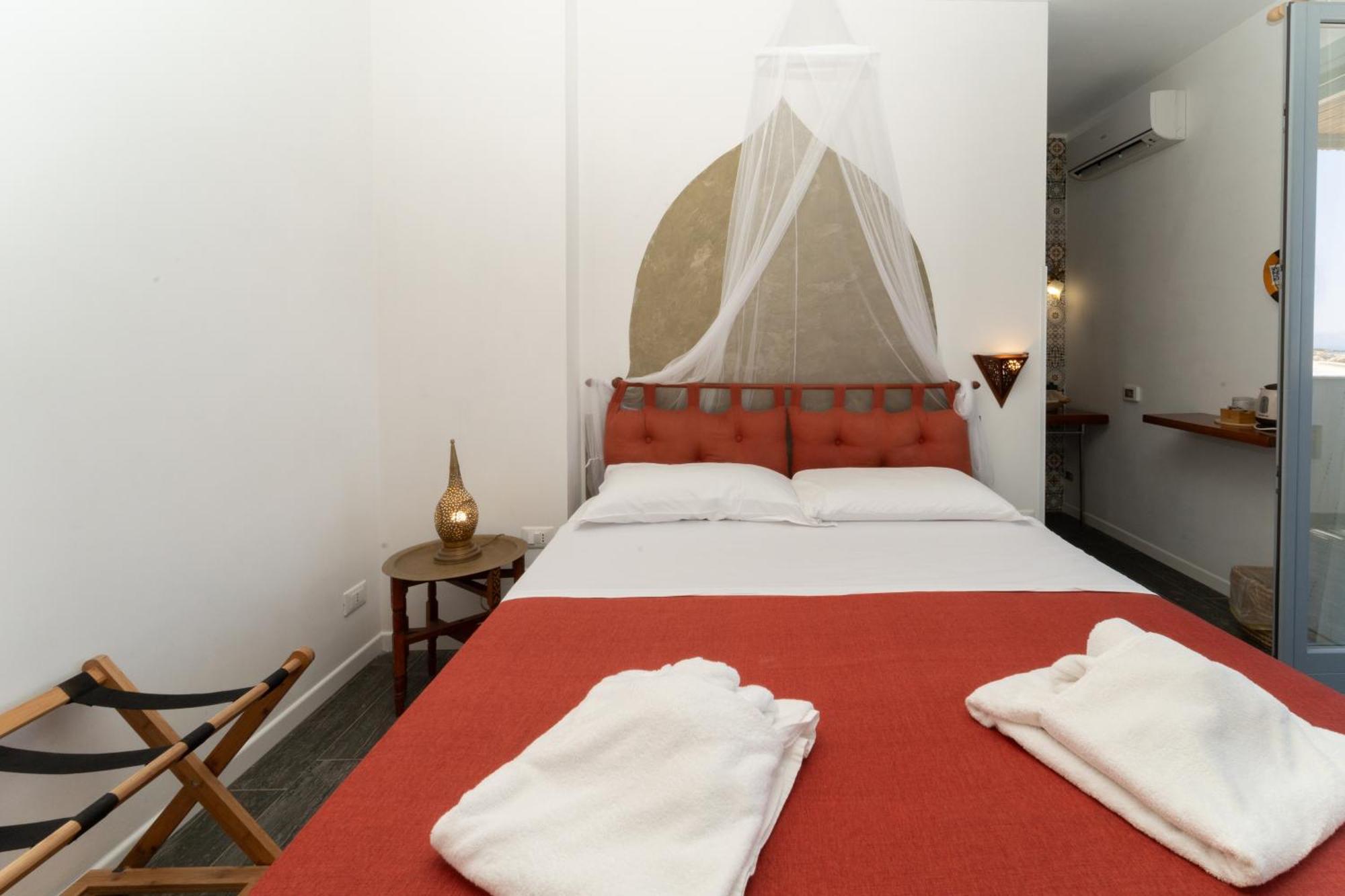 Ajamola Hotel Favignana Buitenkant foto