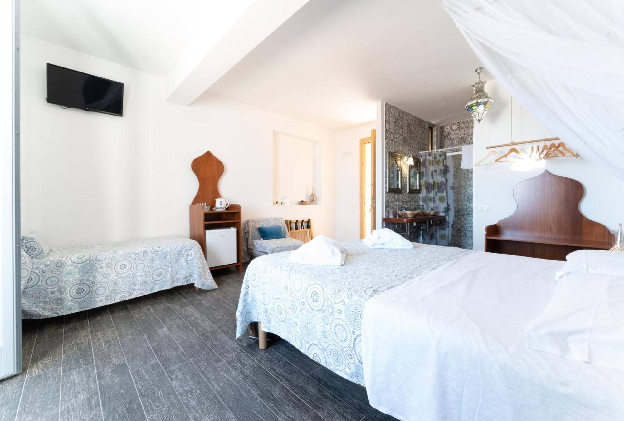 Ajamola Hotel Favignana Buitenkant foto