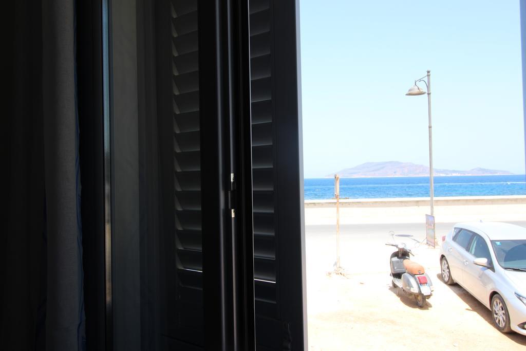 Ajamola Hotel Favignana Buitenkant foto